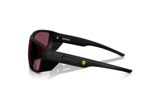 Side view Ferrari Scuderia FZ6012U (504/1E)