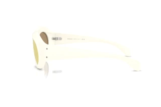Side view Moncler RAMILLON (ME8015U - 50367J)