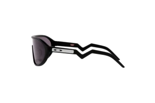 Side view Oakley CMDN (OO9467 - 946701)