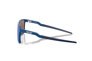 Side view Oakley FUTURITY SUN (OO9482 - 948203)