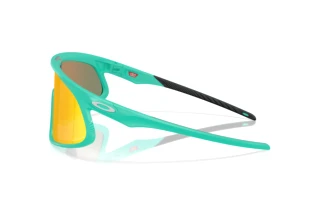 Side view Oakley RSLV (OO9484D - 948405)