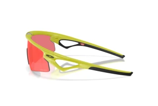 Side view Oakley SPHAERA STRIKE (OO9531 - 953106)