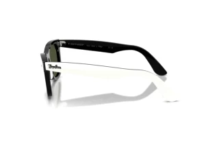 Side view Ray-Ban WAYFARER (RB2240 - 144431)