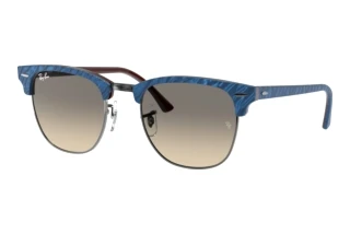 Front view Ray-Ban CLUBMASTER (RB3016 - 131032)