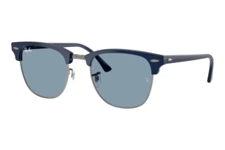 Front view Ray-Ban CLUBMASTER (RB3016 - 687956)