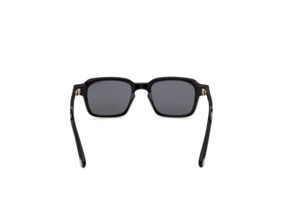 Rear view Tom Ford EZRA-02 (FT1359 - 01A)